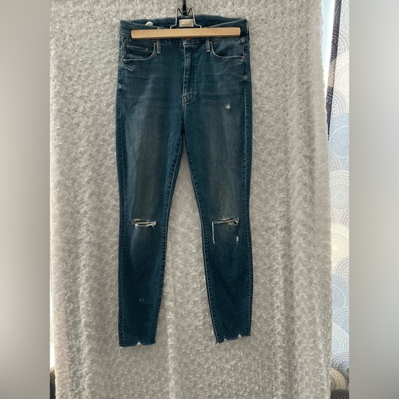 MOTHER High Waisted Looker Ankle Fray Size 28 - Picture 4 of 9